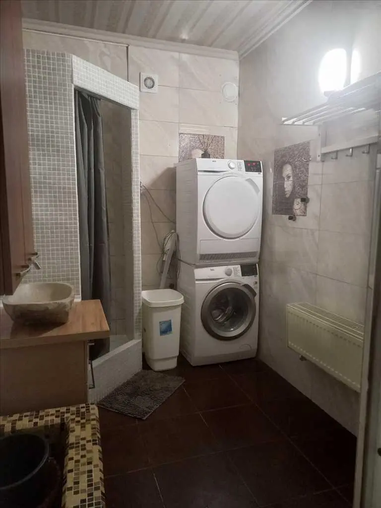 Червона лінія. Трикімнатна квартира із суттєвими перевагами.   