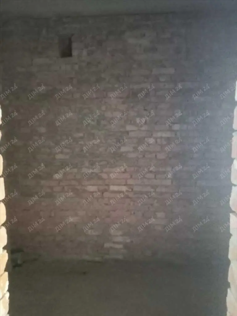 Дворівнева квартира в спальному районі!