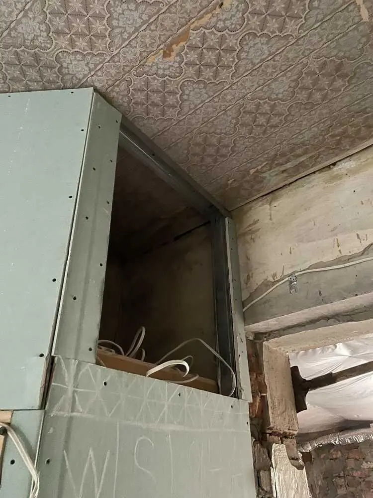 Чатина будинку з окремим двором на Горбанівці