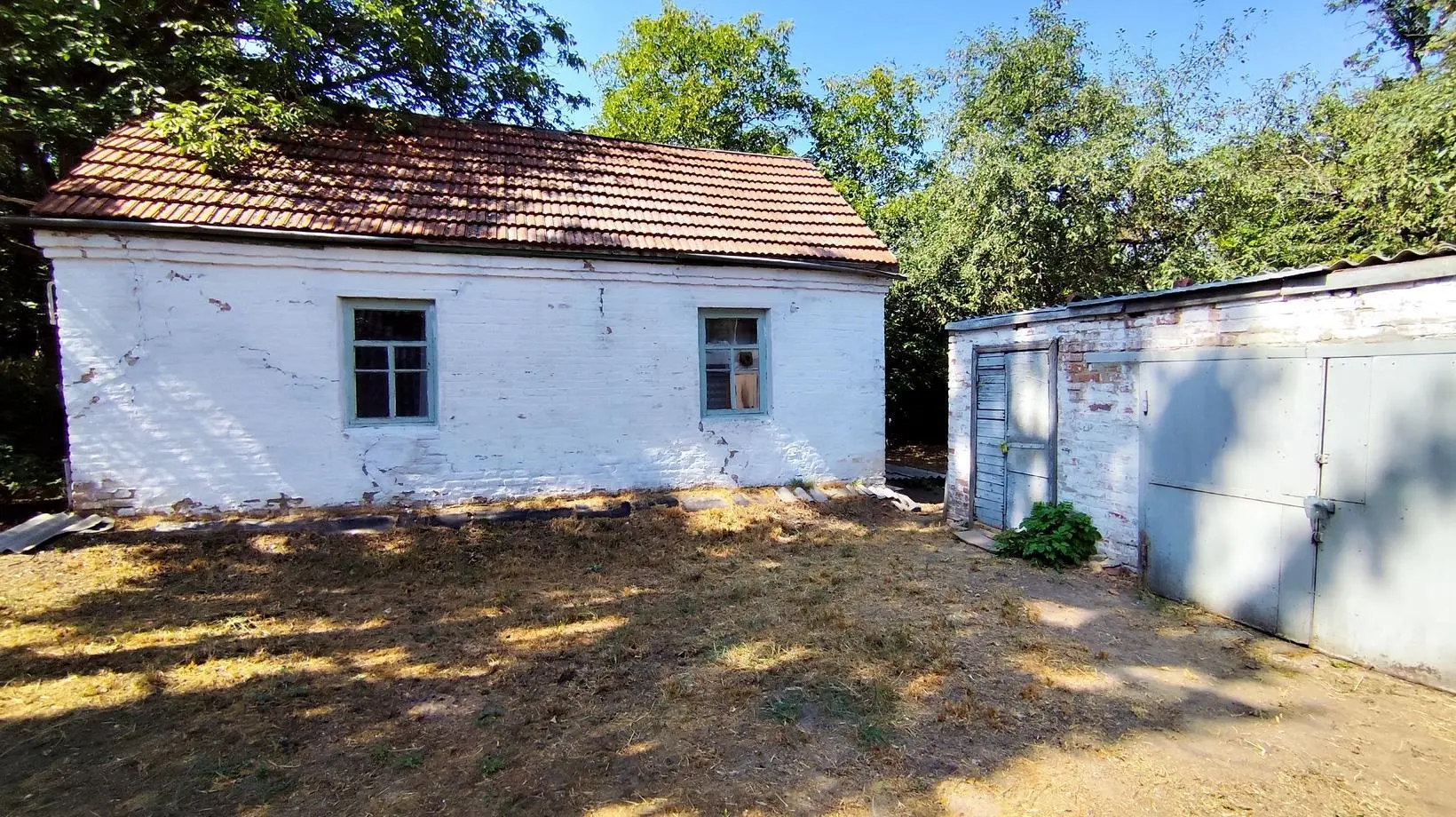 Пів будинку в районі стадіону Ворскла 