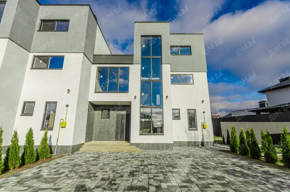 Новий рівень комфорту в Полтаві, таунхаус введений в експлуатацію