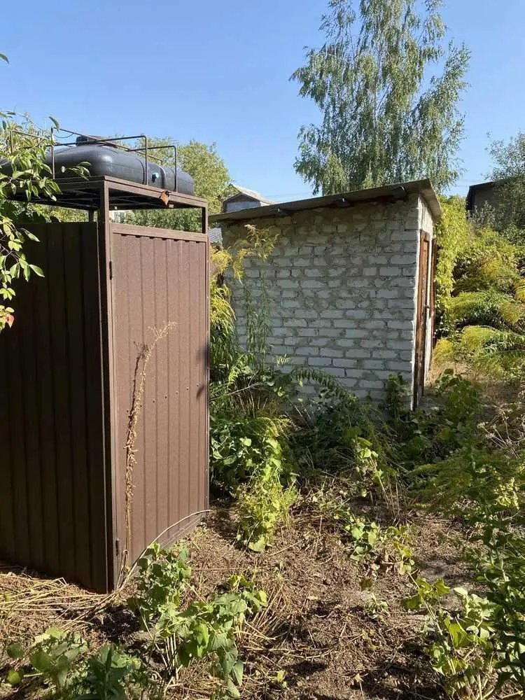 Дача біля річки в Терешках.