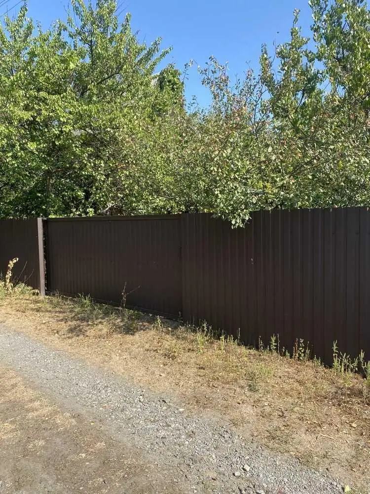 Дача біля річки в Терешках.