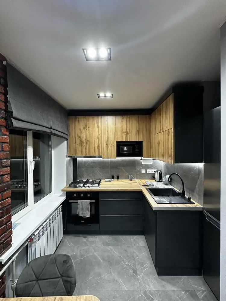 Трикімнатна квартира з євроремонтом