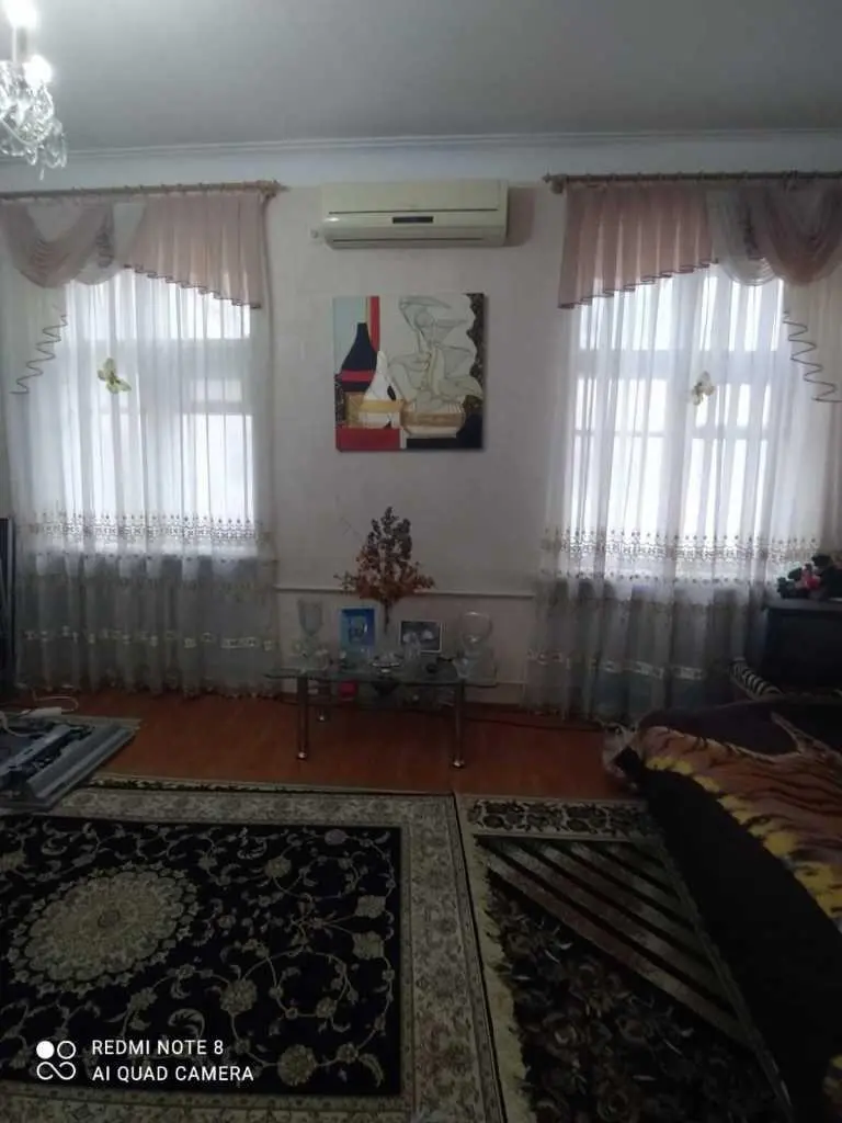 У продажі 3-х кімнатна квартира в центрі міста