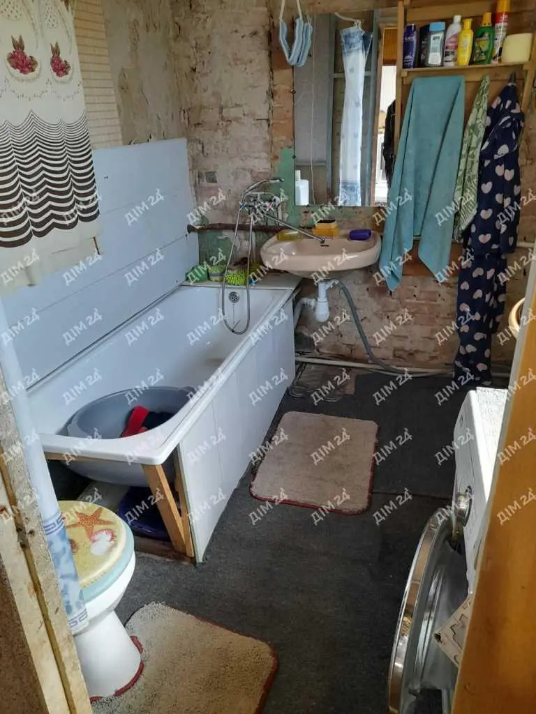 Окремий будинок в центральній частині міста