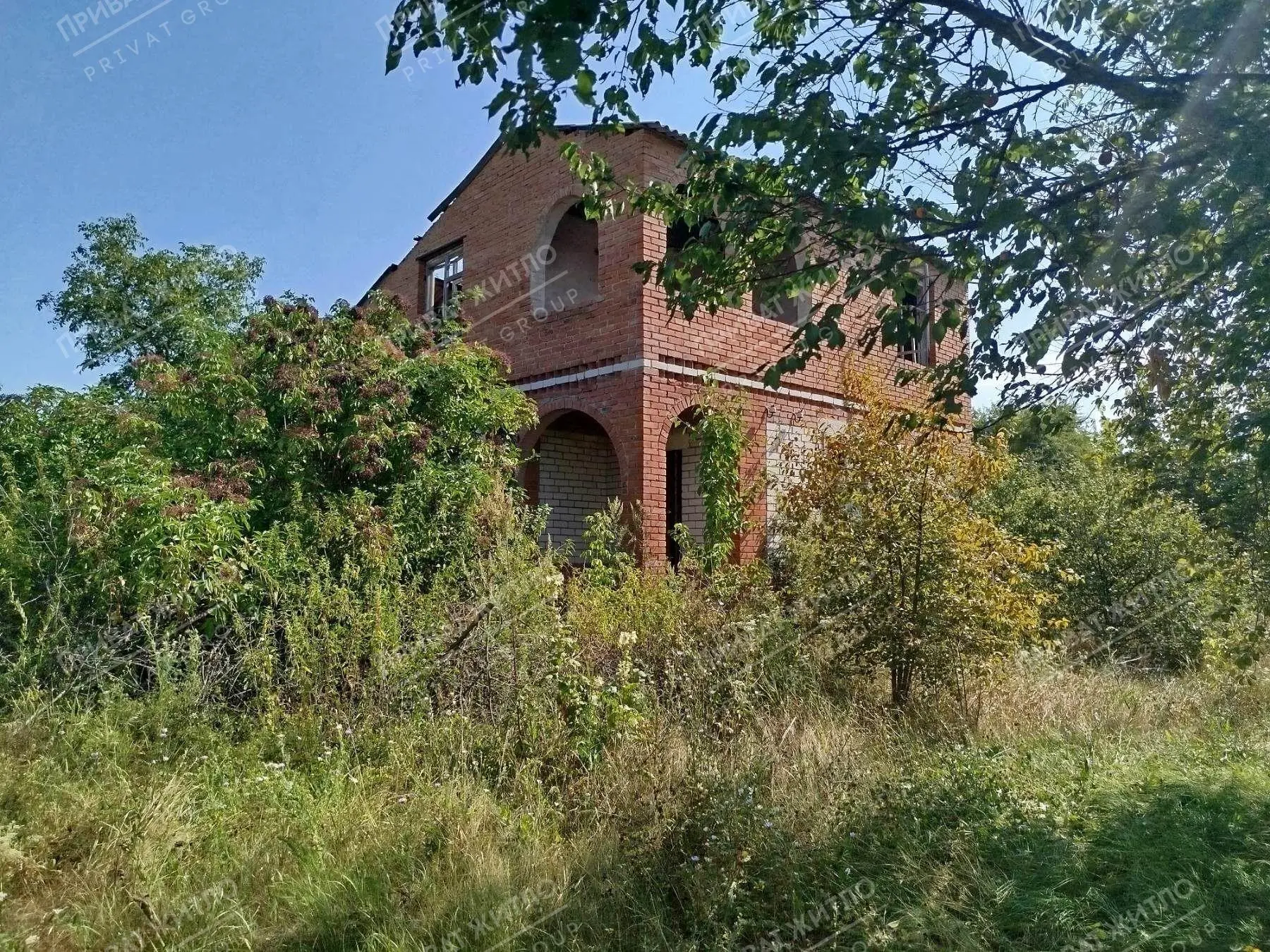 Ділянка з недобудовою