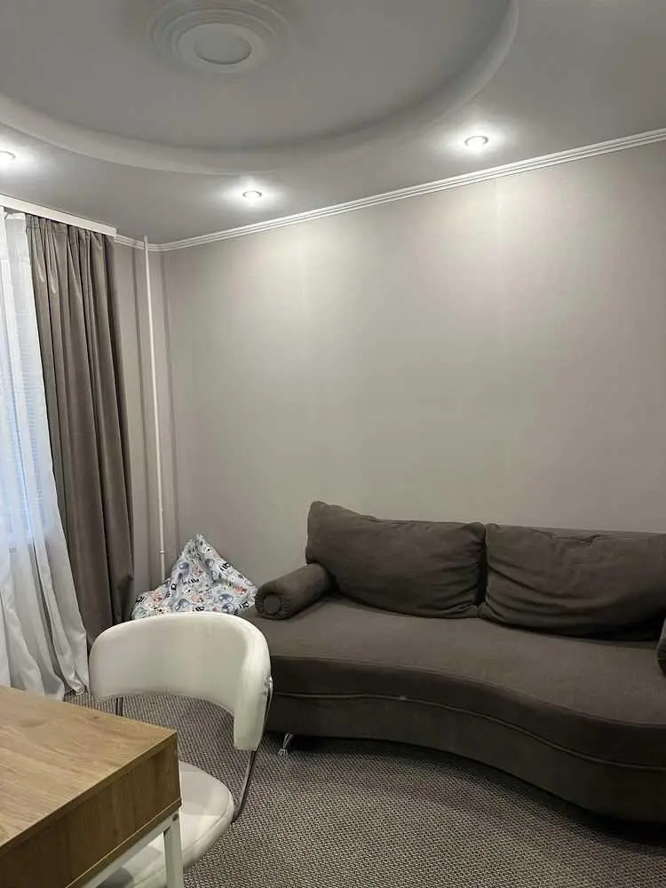 У продажі 2-х кімнатна квартира р-н Алмазний