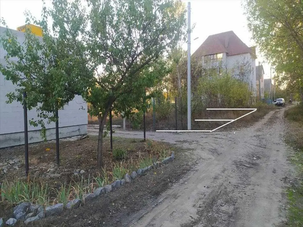 Ділянка в Ліску, район Південного вокзалу.