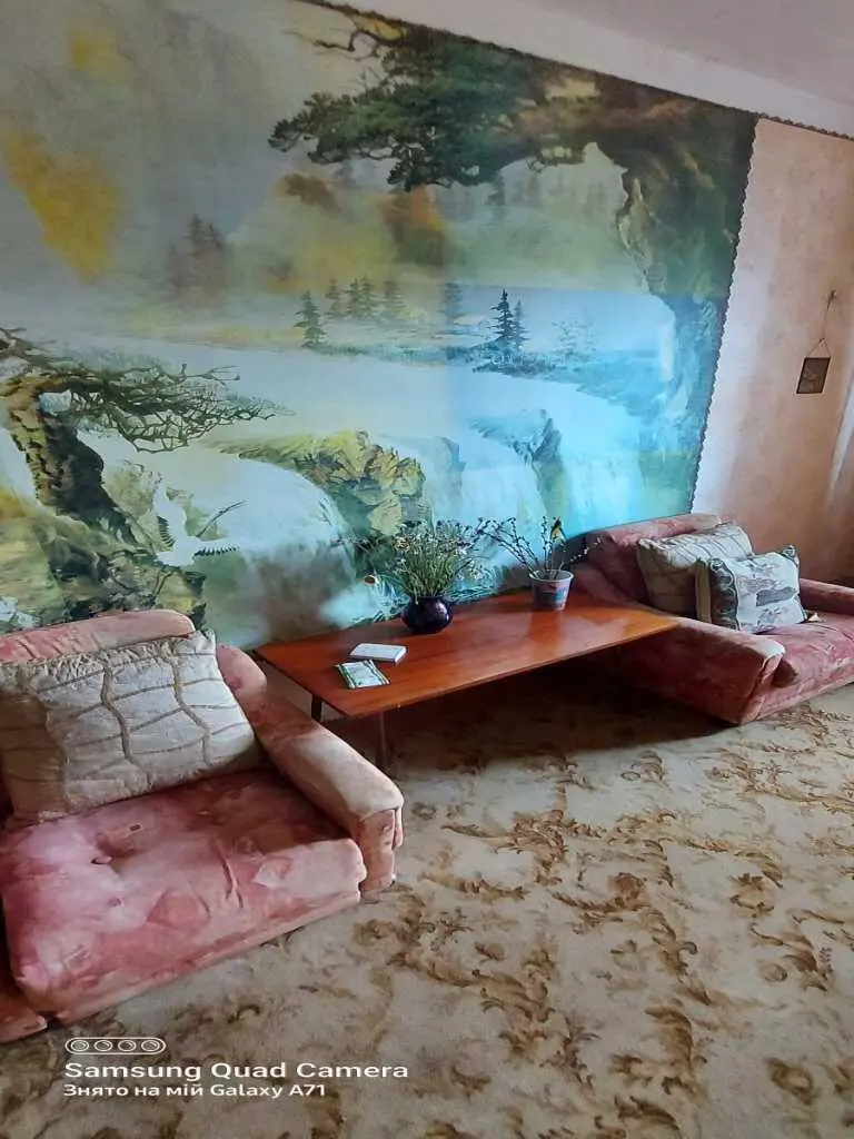 Двокімнатна квартира на Леваді!