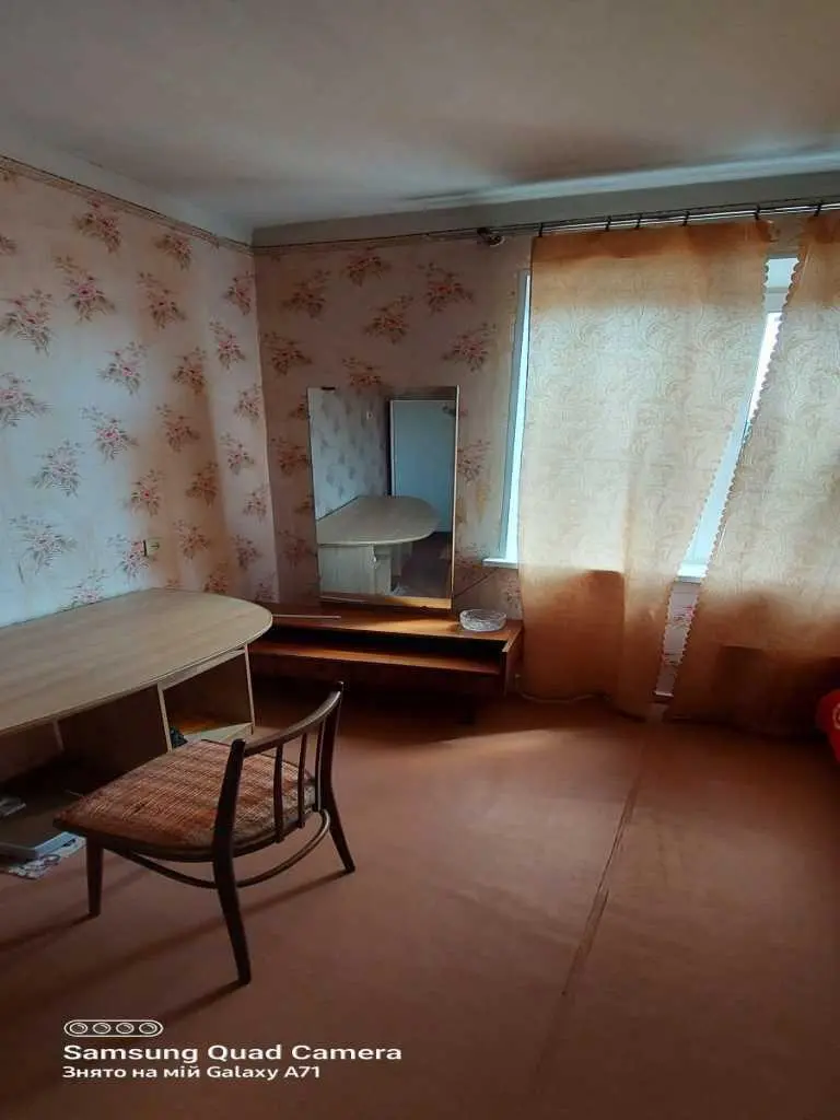 Двокімнатна квартира на Леваді!