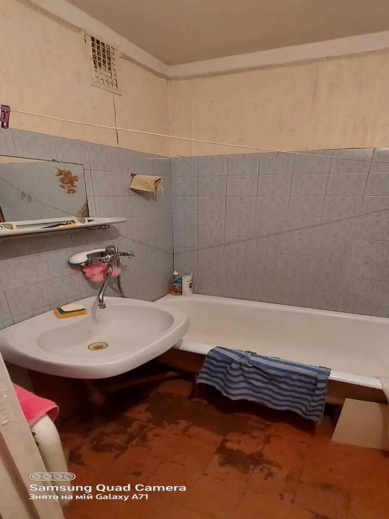 Двокімнатна квартира на Леваді!