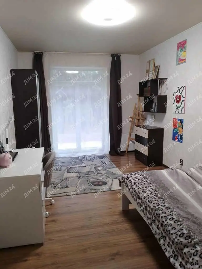 Просторий будинок в мальовничому місці Полтави – ваш ідеальний дім!