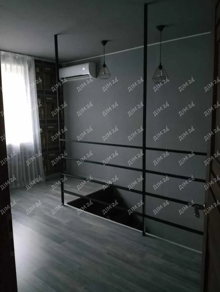 Просторий будинок в мальовничому місці Полтави – ваш ідеальний дім!