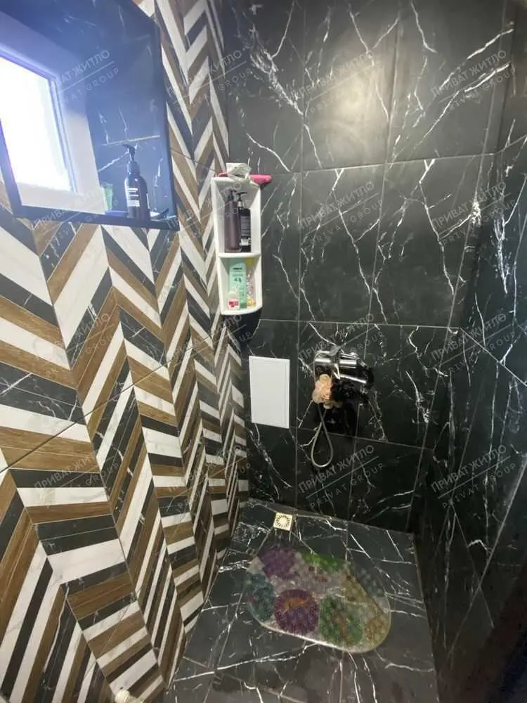 В продажу частина будинку в центрі!