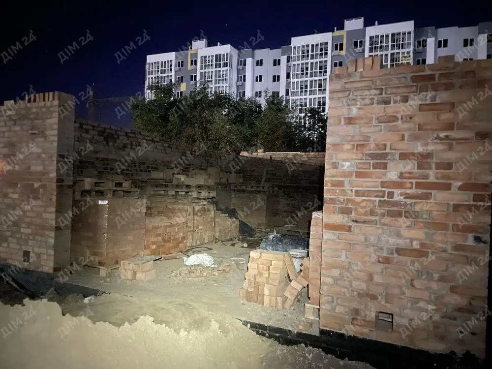 Двохярусний гараж на 4 авто, район Браїлки