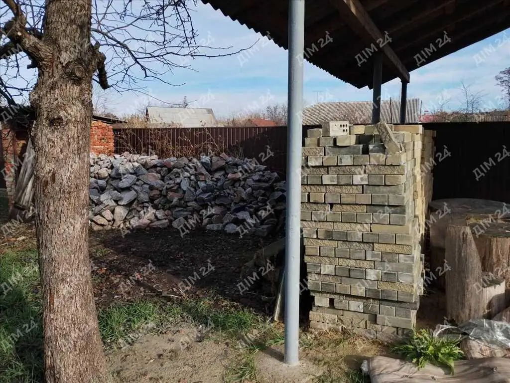 Будинок недобудований у м. Полтава.