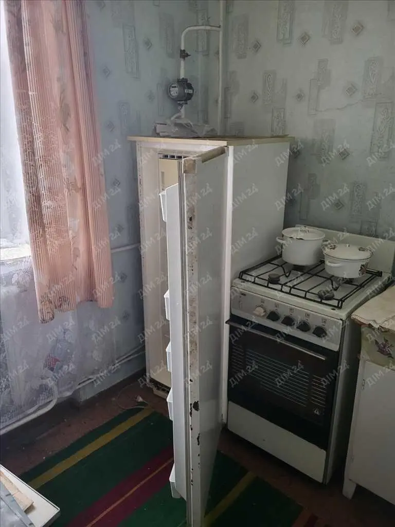 Однокімнатна квартира в с. Ланна Карлівського района