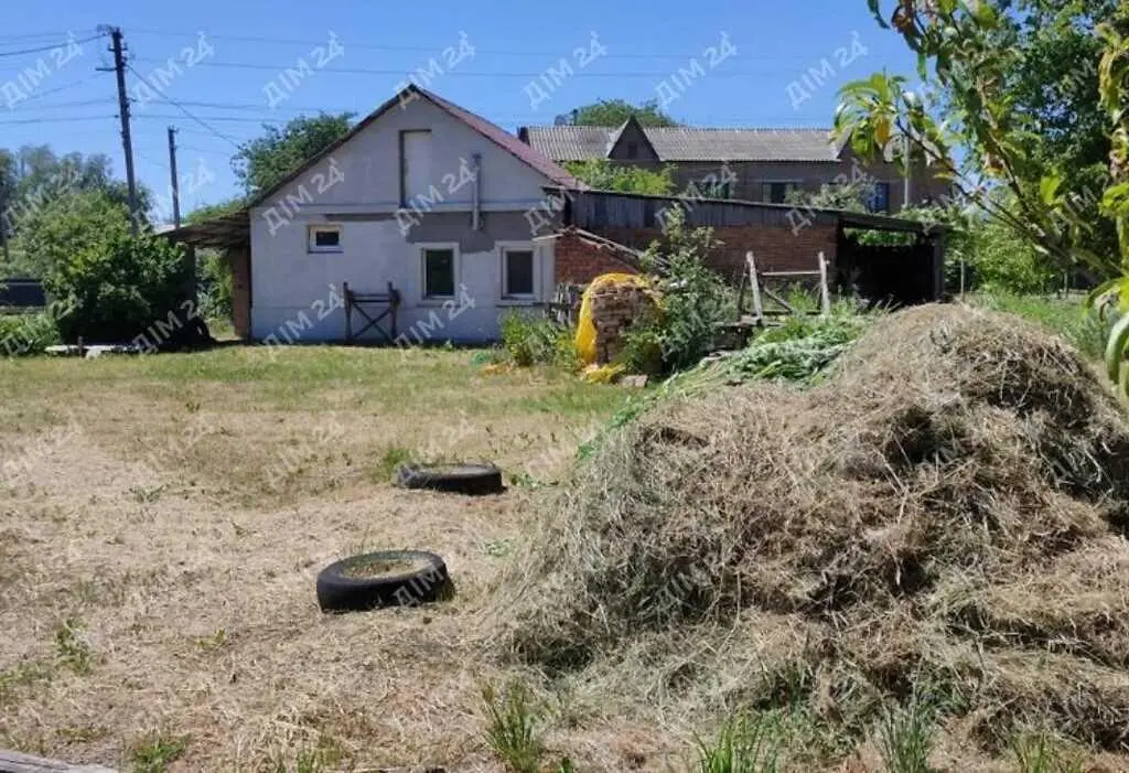 Будинок із ділянкою в Диканці