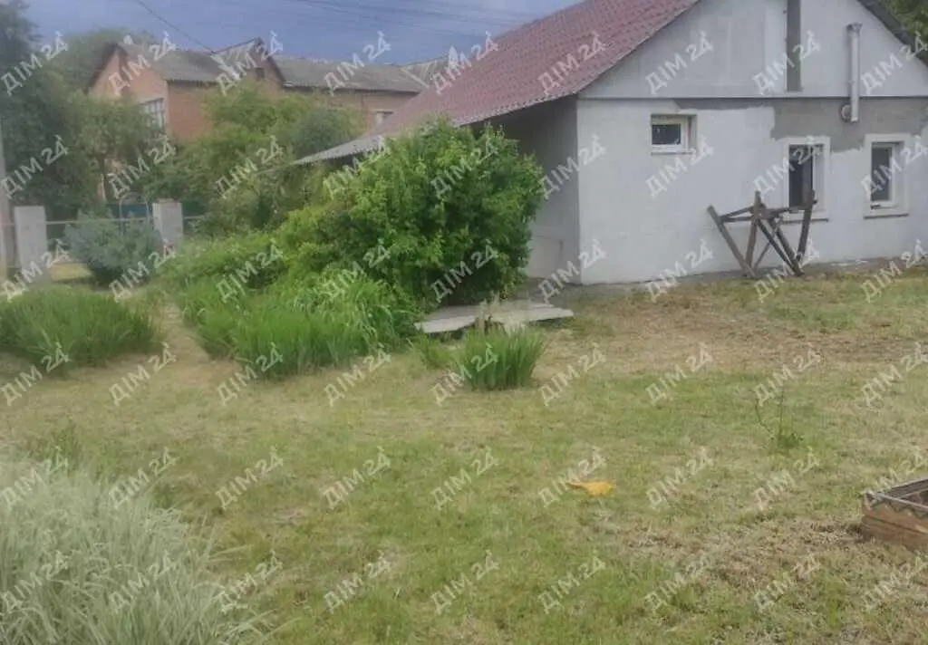 Будинок із ділянкою в Диканці