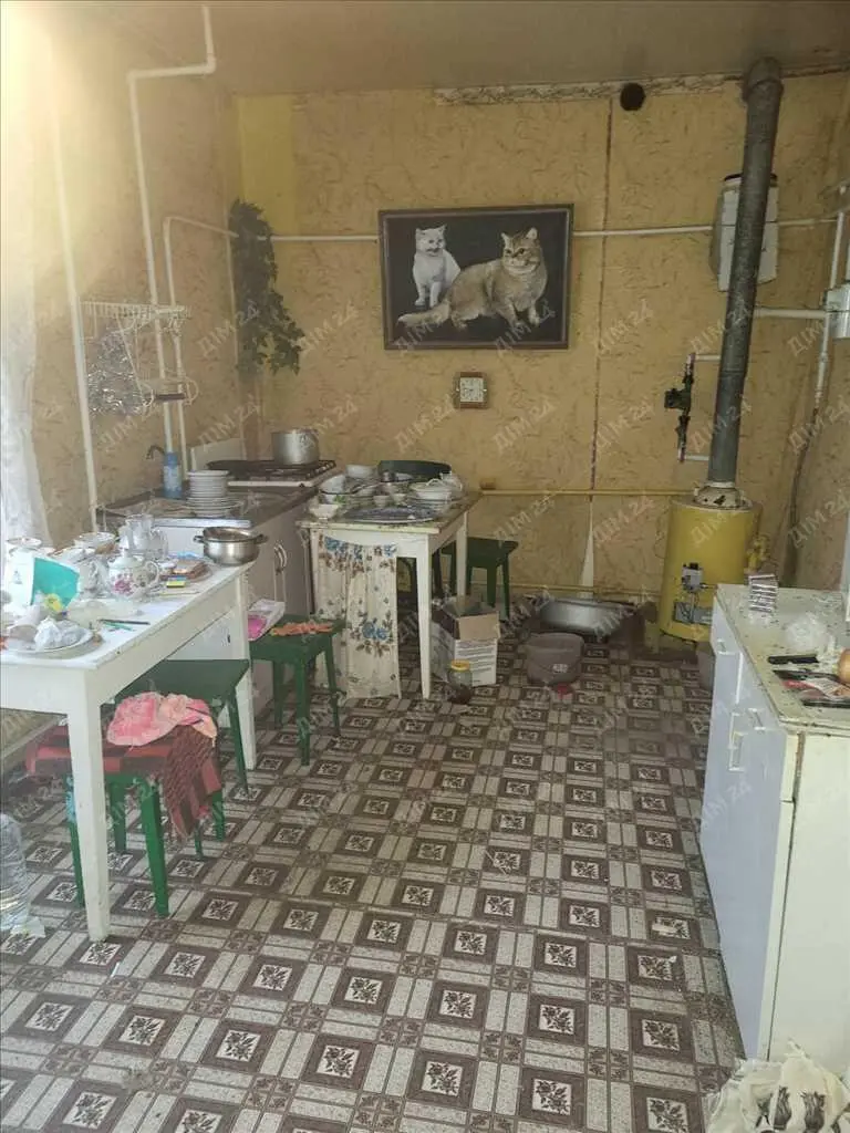 Будинок в місті Карлівка