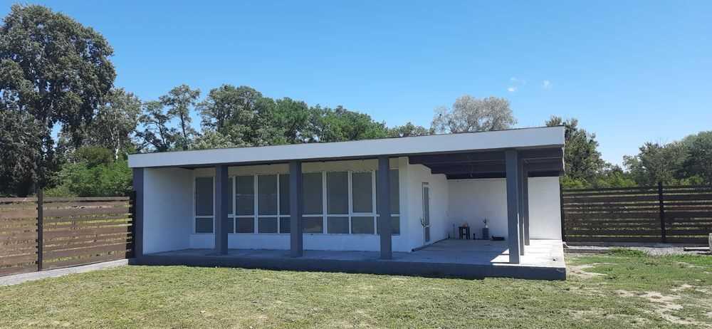 Будинок біля річки!