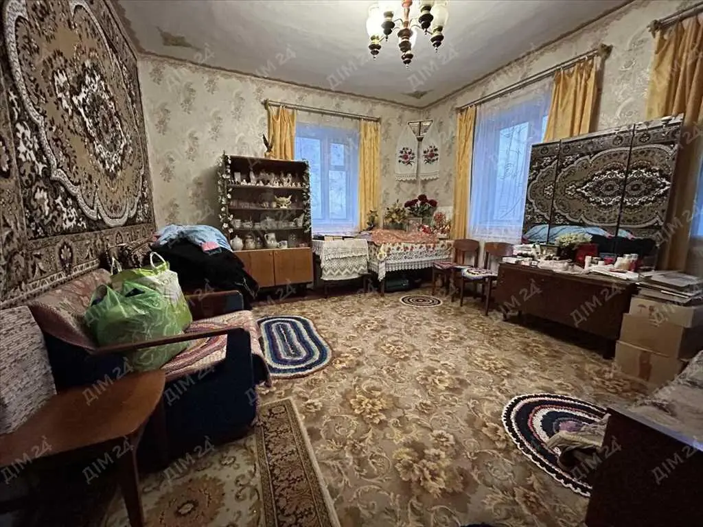 Добротний будинок для великої родини! 