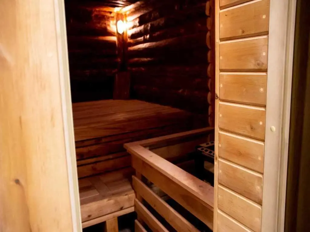 Просторий будинок в передмісті