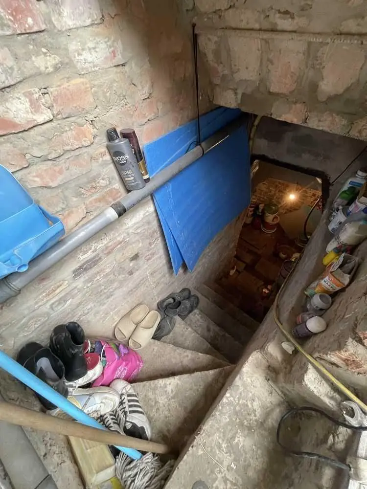 Продаж частини будинку з окремим двором у Полтаві!