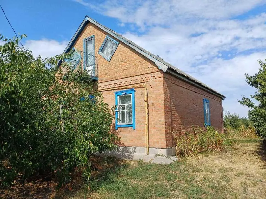 Продаж окремого будинку в Карлівці 