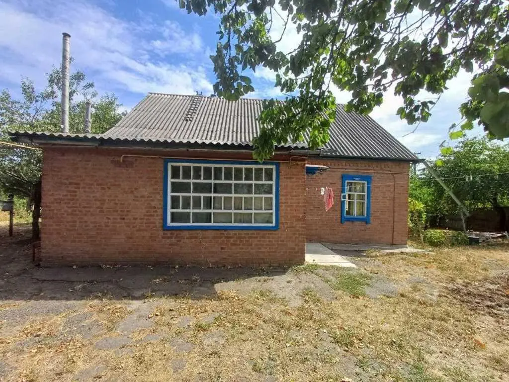 Продаж окремого будинку в Карлівці 