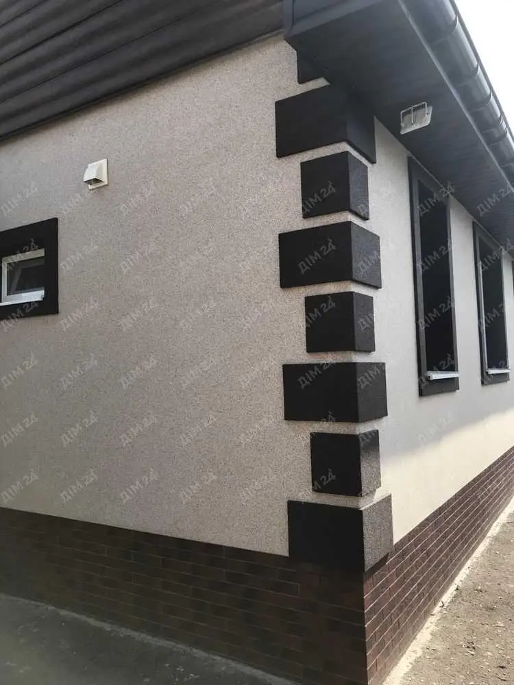 Будинок 30 км від Полтави