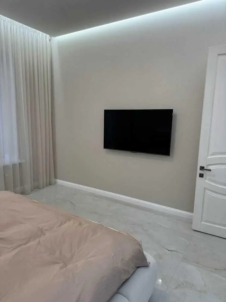 Чудовий будинок з ремонтом