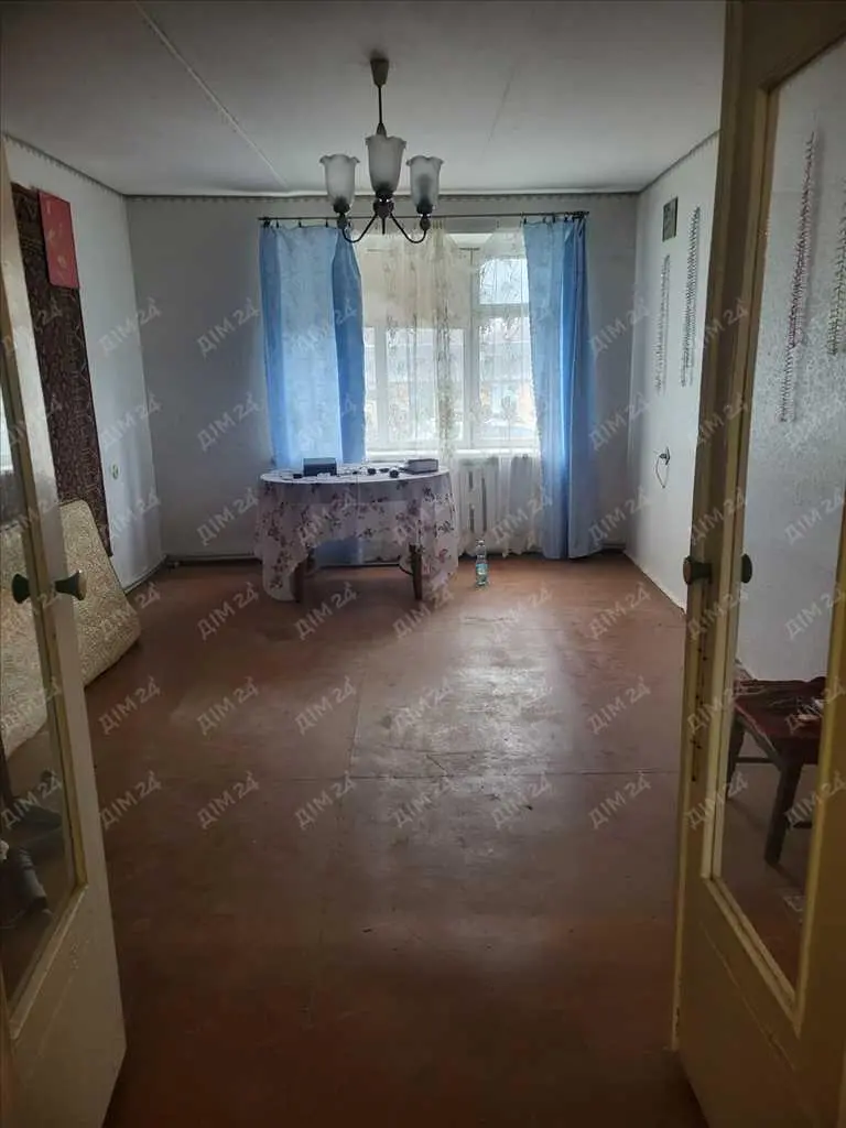 Трикімнатна квартира в Ковалівці.