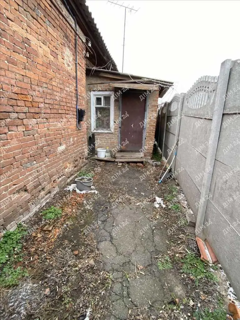 Частина будинку біля ТЦ Конкорд