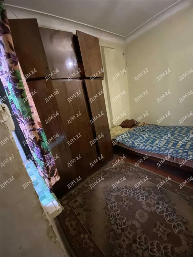 Частина будинку біля ТЦ Конкорд