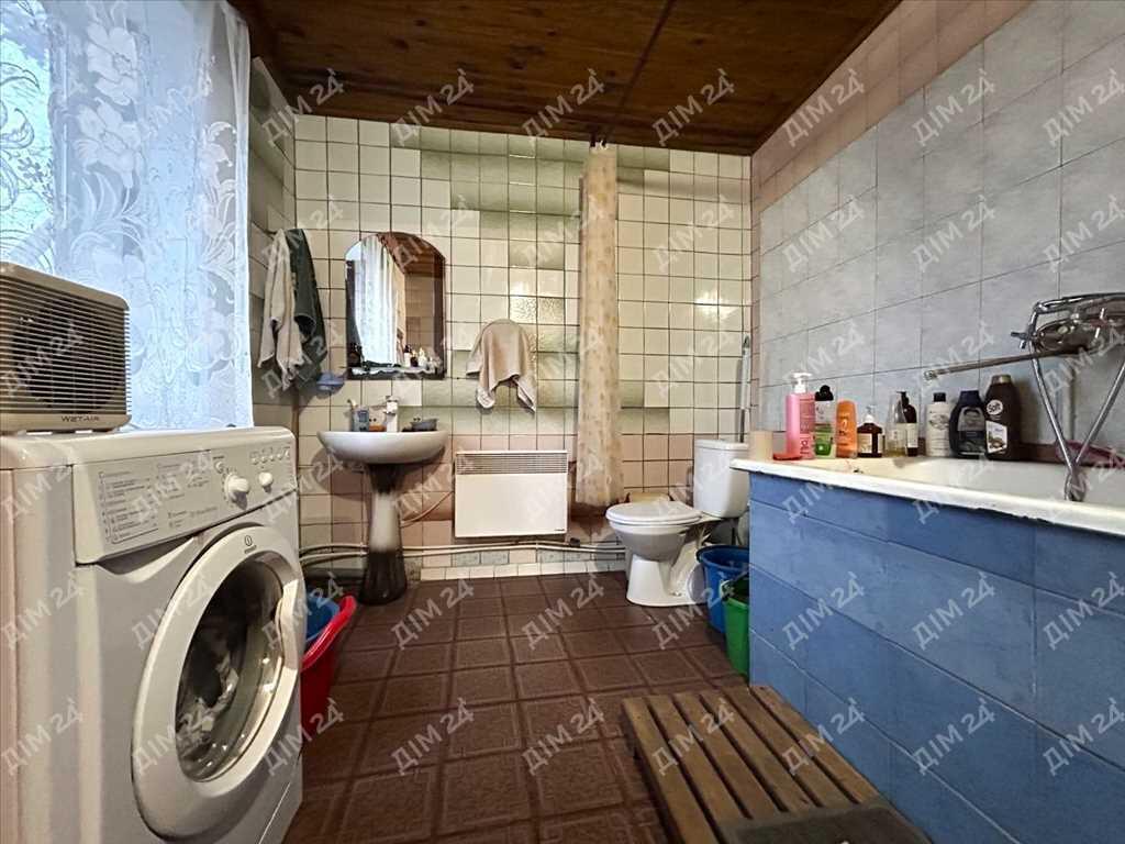 Заміський будинок в живописній місцині!
