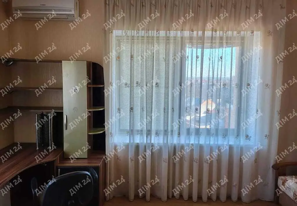 Трикімнатна квартира в центрі міста