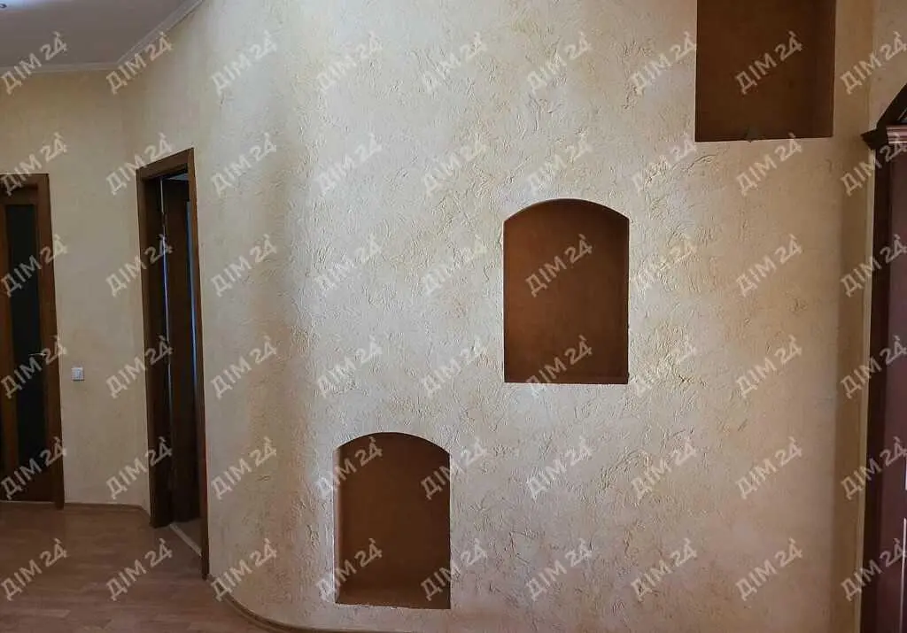 Трикімнатна квартира в центрі міста