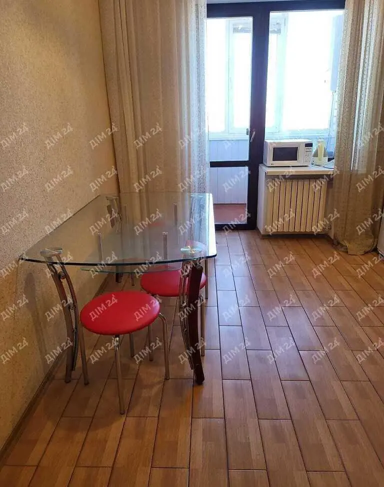 Трикімнатна квартира в центрі міста