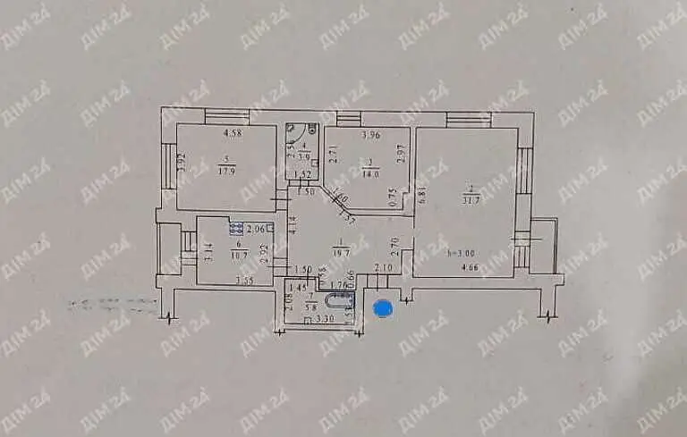 Трикімнатна квартира в центрі міста