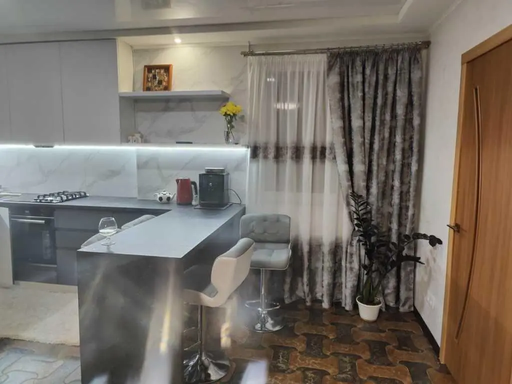 Будинок з ремонтом на Дублянщині