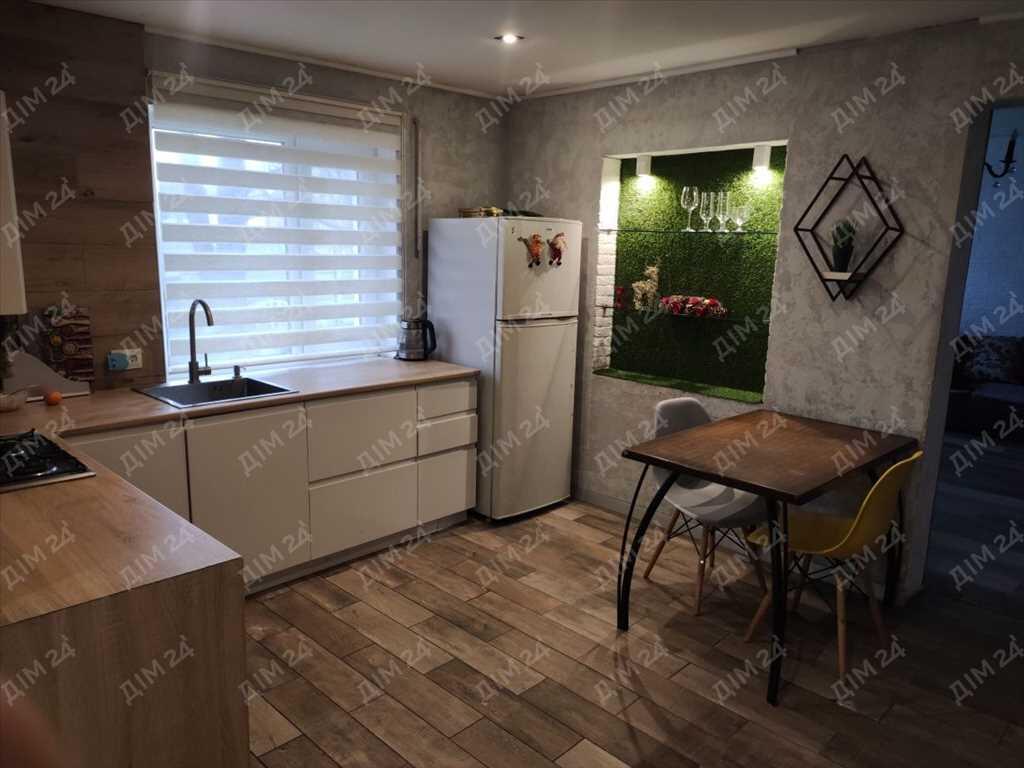 Гарний будинок в Диканці