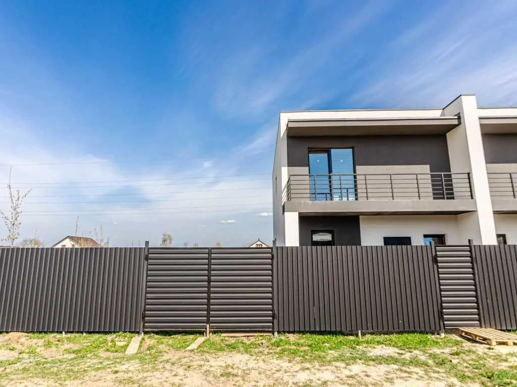 Продаж сучасного ,стильного дуплексу