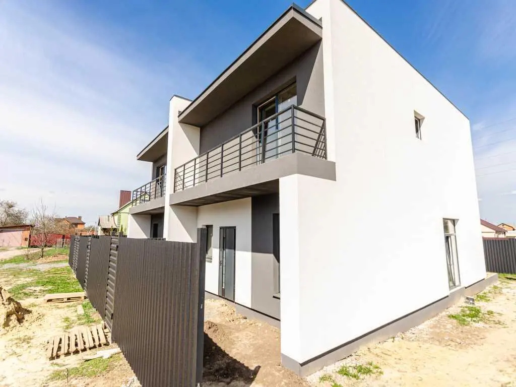 Продаж сучасного ,стильного дуплексу