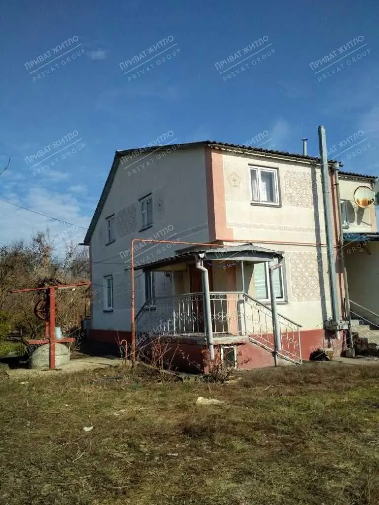 Будинок 2000х років у 30 км від Полтави