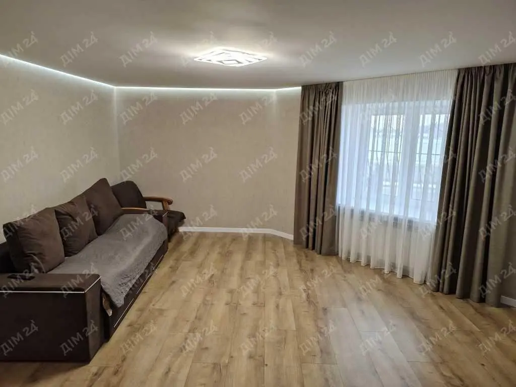 Однокімнатна квартира в новобудові з ремонтом