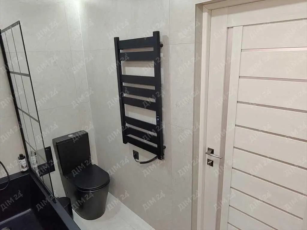 Однокімнатна квартира в новобудові з ремонтом