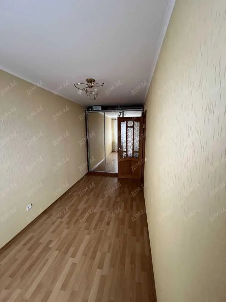 Двокімнатна квартира в Карлівці