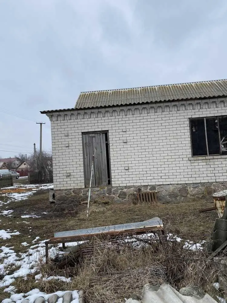 Добротна недобудова в передмісті!